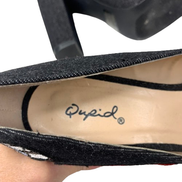 QUPID Black Queen Bee Patch‎ Signal Block Heel Pumps - Picture 11 of 12